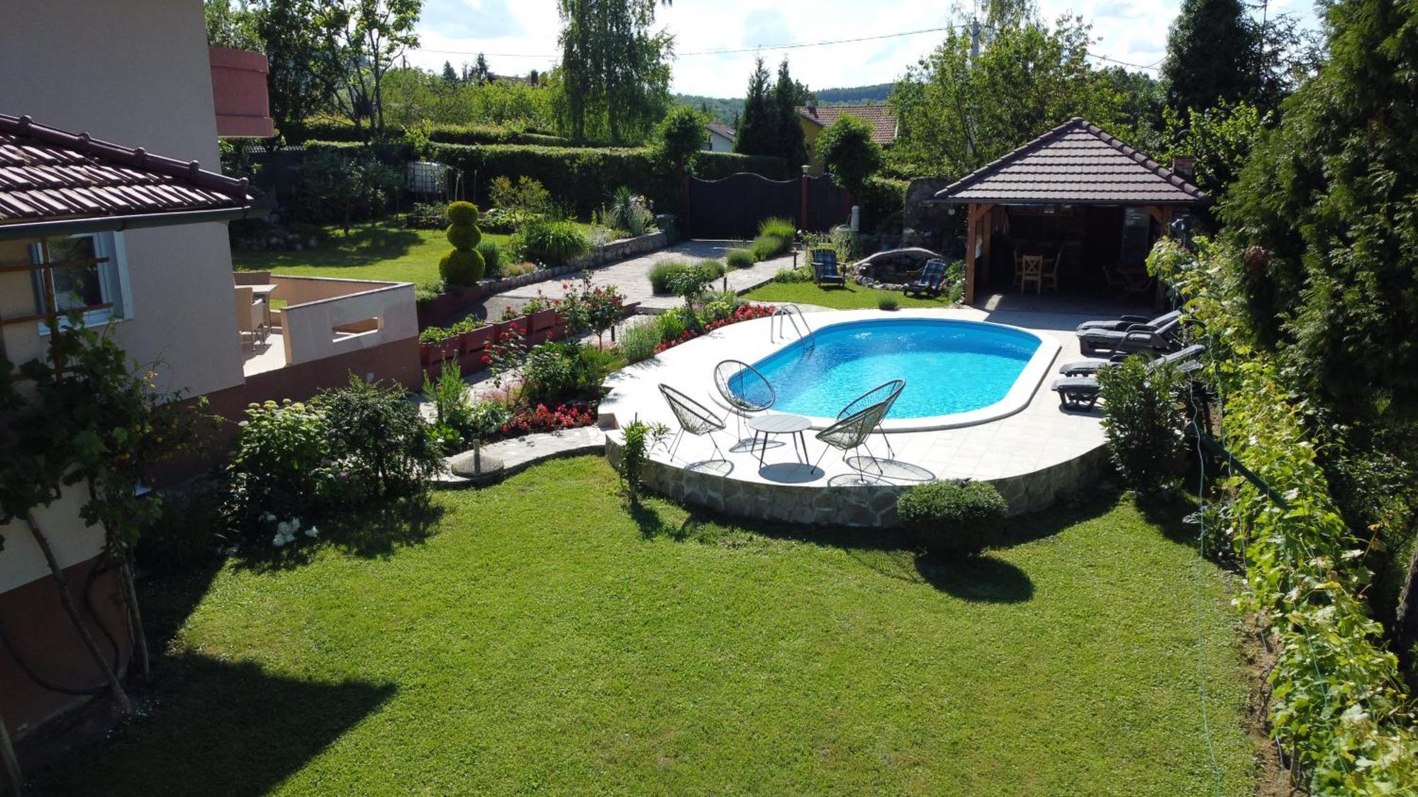 Villa Katarina With Pool Баня-Лука Экстерьер фото