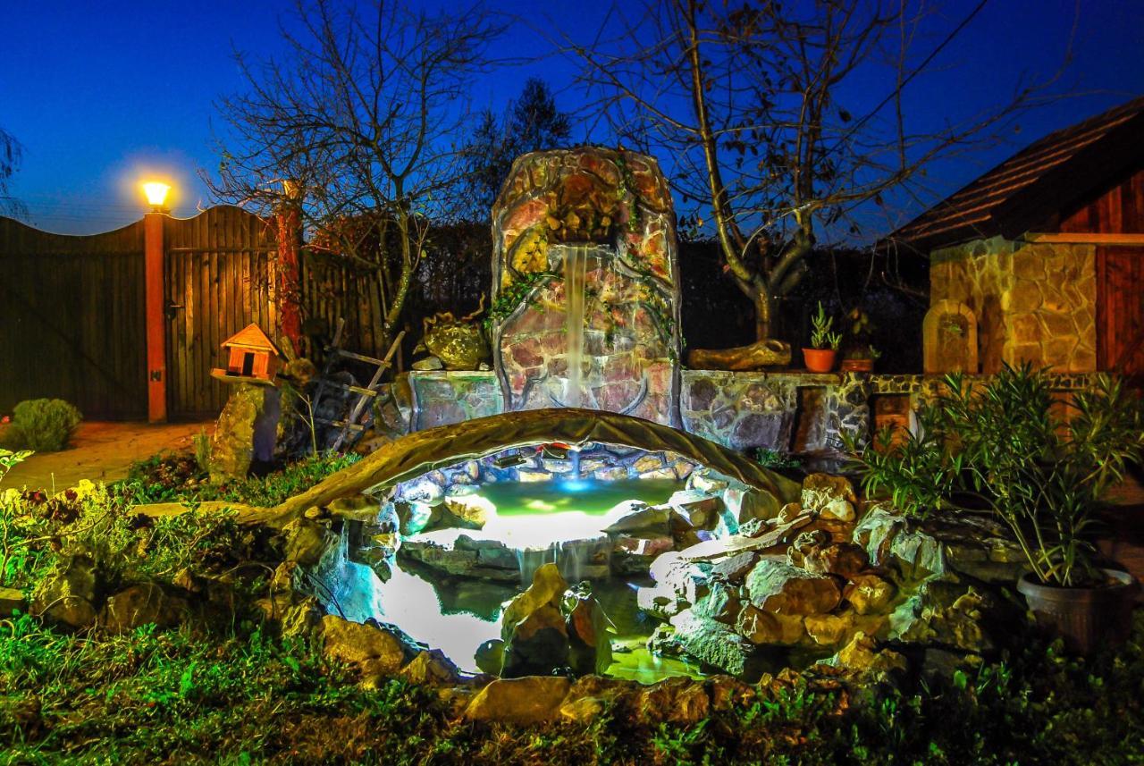 Villa Katarina With Pool Баня-Лука Экстерьер фото
