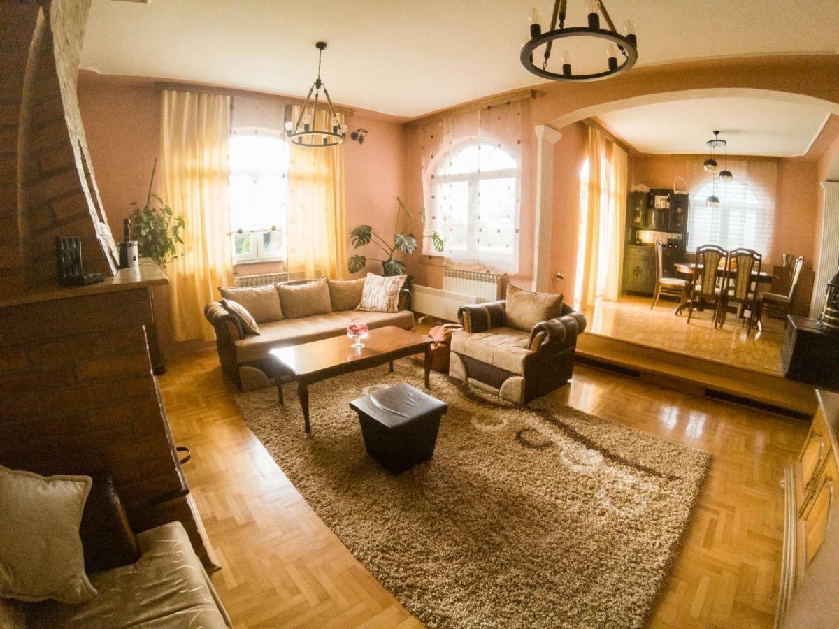 Villa Katarina With Pool Баня-Лука Экстерьер фото
